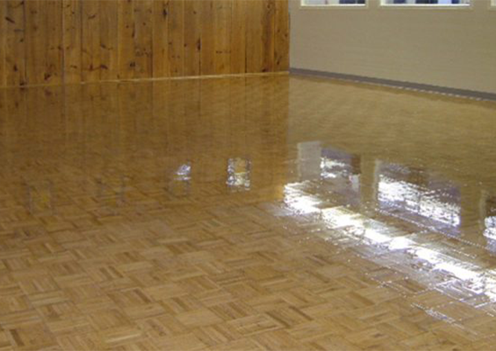 Hardwood Floor Refinishing Services in Muskoka
